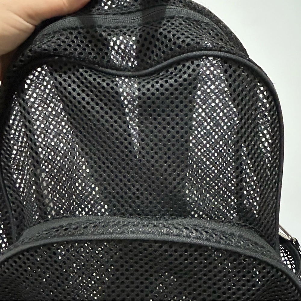 🆕 NWT Black Mesh Backpack - Picture 2 of 5
